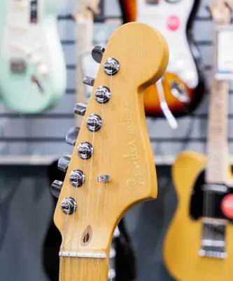 Fender - American Ultra II Meteora, Maple Fingerboard - Avalanche 2